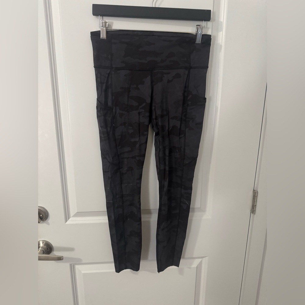 lululemon size 6 or 8 leggings